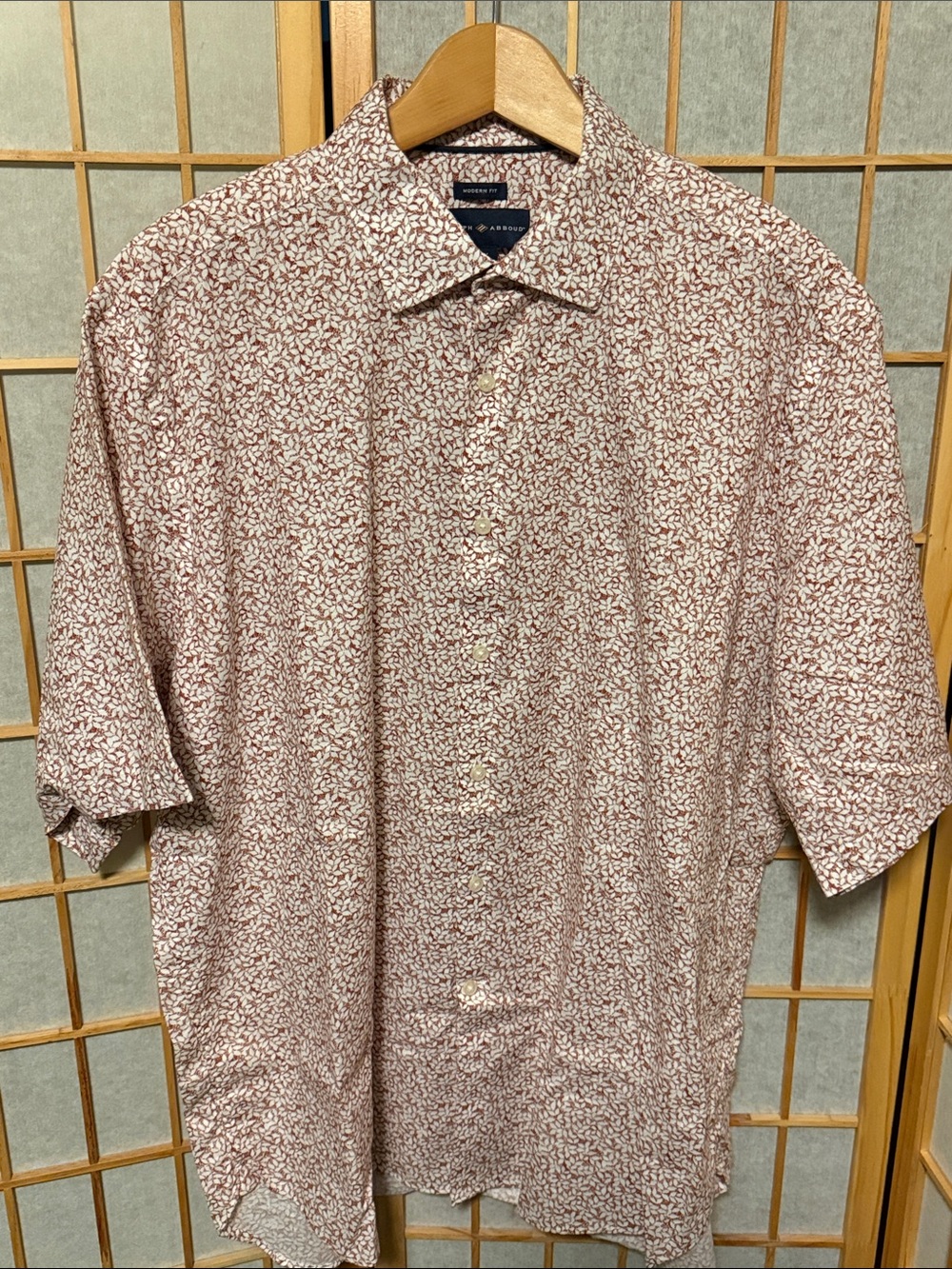 Joseph Abboud Short-Sleeve Button-Down Shirt in Brown and White Micro Print